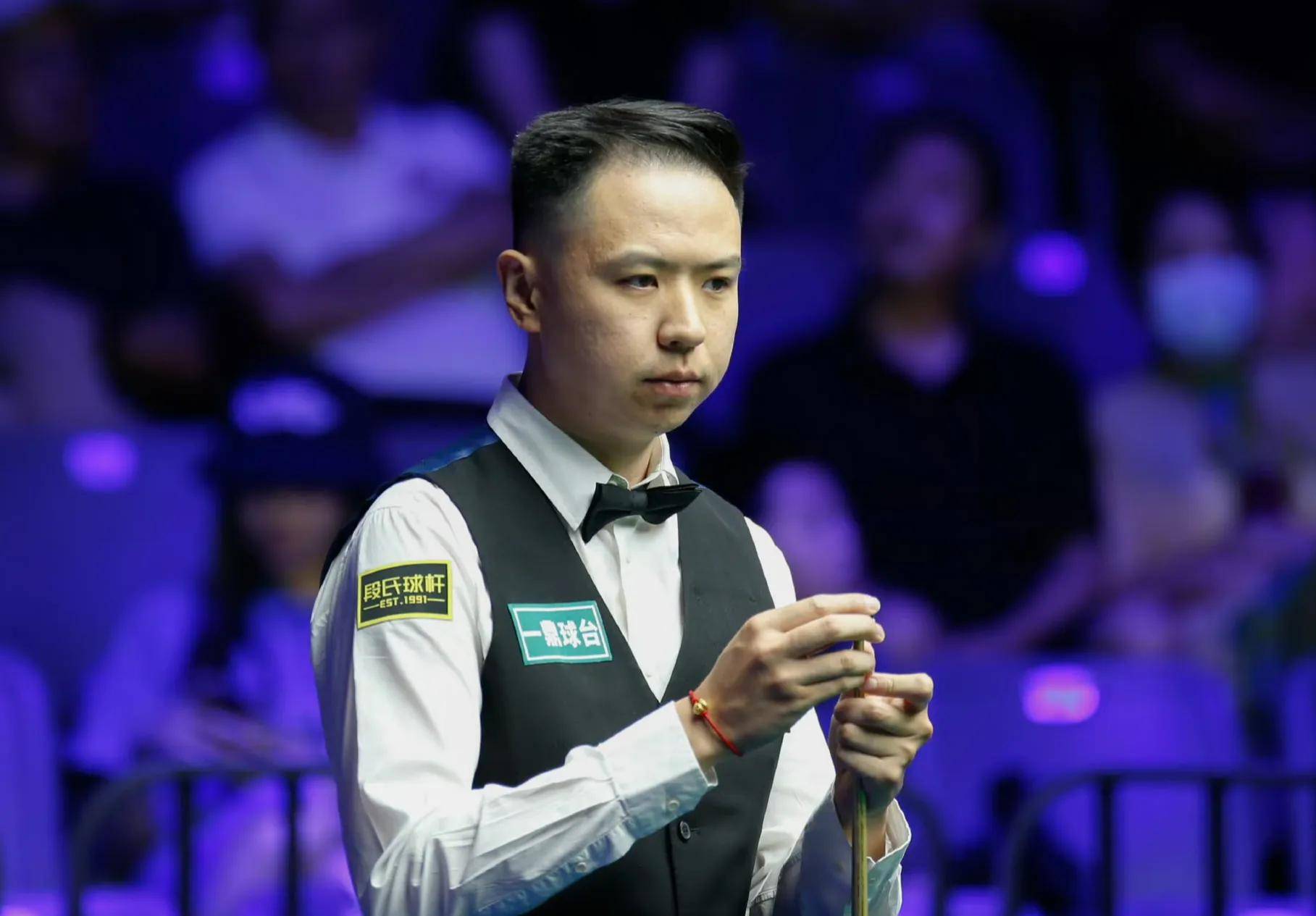 显示出两队 显示出两队